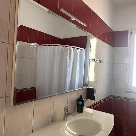 Geeri Lungomare * Vlorë